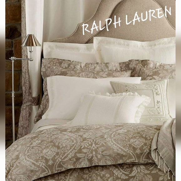 Meet your Posher, Jo - Picture 7 of 16